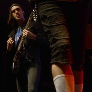 Christian Thompson, 36 (吉他手)