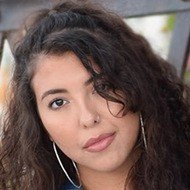 Christina Aviles, 32 (现实之星)