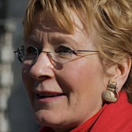 Christine Hamilton, 75 (自传家)