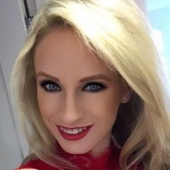 Christine Surrey_Girl, 42 (Звезда Инстаграма)