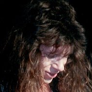 Christopher Oliva (1963 - 1993) (金屬歌手)