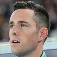 Ciaran Clark, 34 (Cầu thủ bóng đá)