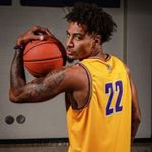 CJ Weathers, 26 (TikTok明星)