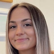 Clara Peirce, 26 (TikTok Star)