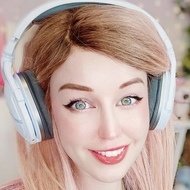 Clare Siobhán, 36 (YouTube Star)