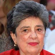 Claribel Alegría (1924 - 2018) (詩人)