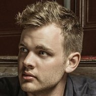 Clark Beckham, 33 (灵魂歌手)