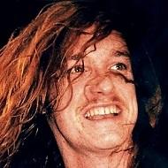 Cliff Burton (1962 - 1986) (Bassist)