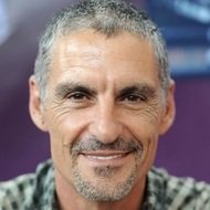 Cliff Simon (1962 - 2021) (電視演員)