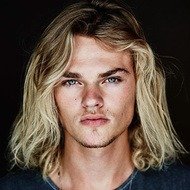 Conner Boatman, 27 (Popsänger)