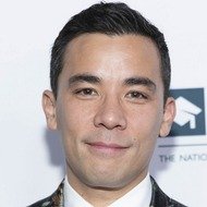 Conrad Ricamora, 45 (电视演员)