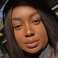 Courtney Daniella, 26 (Star di YouTube)