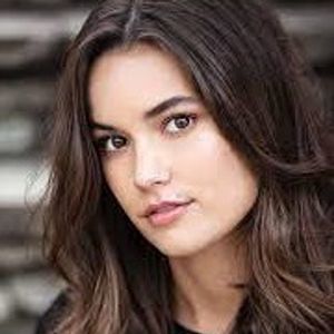 Courtney Lauren Cummings, 26 (電視女演員)