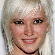 Courtney Yates, 42 (现实之星)