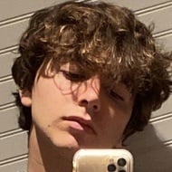 Crawford Arnow, 21 (TikTok明星)