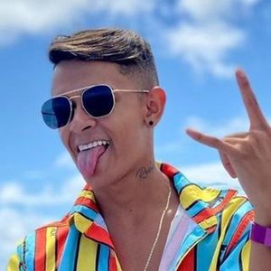 Cremosinho, 25 (喜劇演員)