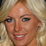 Crystal Hefner, 37 (Người mẫu)