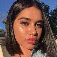 Daisy Duran, 29 (Star di YouTube)