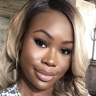 Dami Olonisakin, 35 (Blogger)
