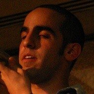 Dan Ahdoot, 44 (喜剧演员)