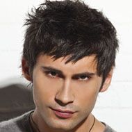 Dan Balan, 45 (流行歌手)