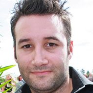 Dane Bowers, 45 (流行歌手)
