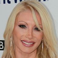 Dani Behr, 51 (Người dẫn chương trình)