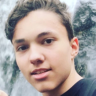 Daniel Lachev, 23 (YouTube明星)