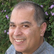 Daniel Olivas, 66 (Romanschrijver)