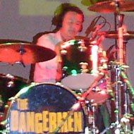 Daniel Woodgate, 63 (Барабанщик)