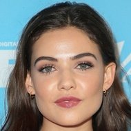 Danielle Campbell, 30 (Actriz de Televisión)