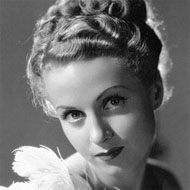 Danielle Darrieux (1917 - 2017) (电影女演员)