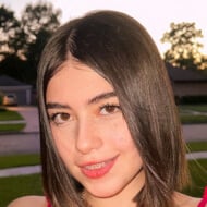 Danna Espino, 22 (TikTok明星)