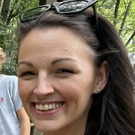 Danni brothersandmother, 27 (TikTok Star)