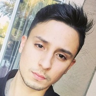 Danny Elb, 33 (Cantante de R&B)