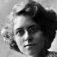 Daphne Mayo (1895 - 1982) (Sculptor)