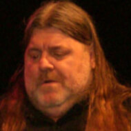 Dave Hlubek (1951 - 2017) (吉他手)