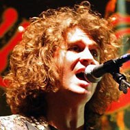 Dave Keuning, 47 (吉他手)