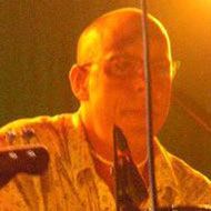 Dave Lovering, 63 (Drummer)