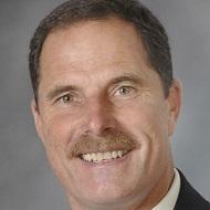 David Bennett, 63 (Treinador De Futebol Americano)