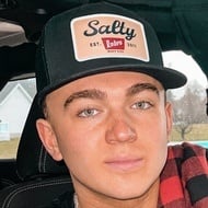 David J, 22 (乡村歌手)