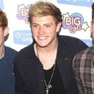 Dean Gibbons, 30 (Cantante pop)
