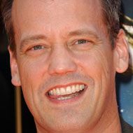 Dee Bradley Baker, 61 (配音演员)