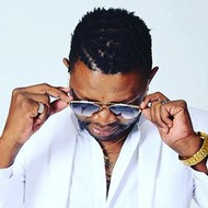 Deejay Bongz, 49 (唱片骑师)