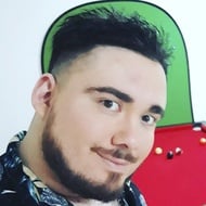 DeiGamer, 32 (YouTube明星)