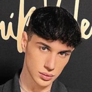 Deivis Subashi, 24 (Instagram Star)