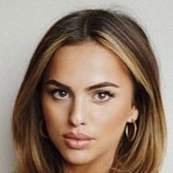 Demi de Boer, 28 (Instagram明星)