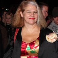Denise Black, 65 (Актриса мыльной оперы)