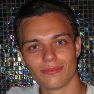 Dennis Cee, 30 (Estrella de YouTube)