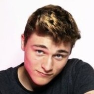 DennisASMR, 22 (YouTube明星)